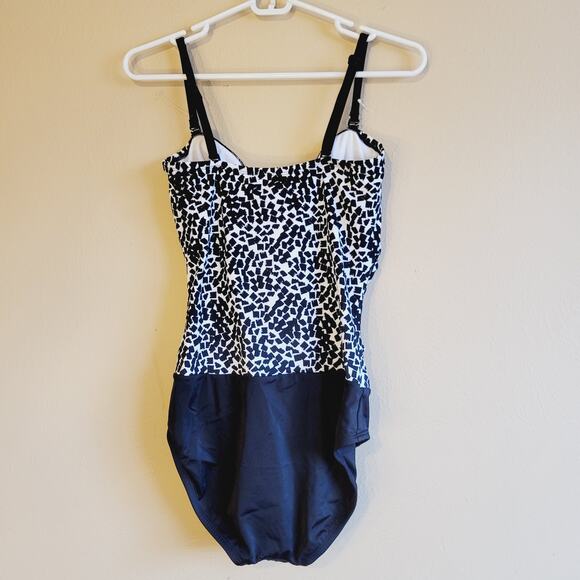 24th & Ocean rushed swimsuit NWOT - Picture 2 of 5